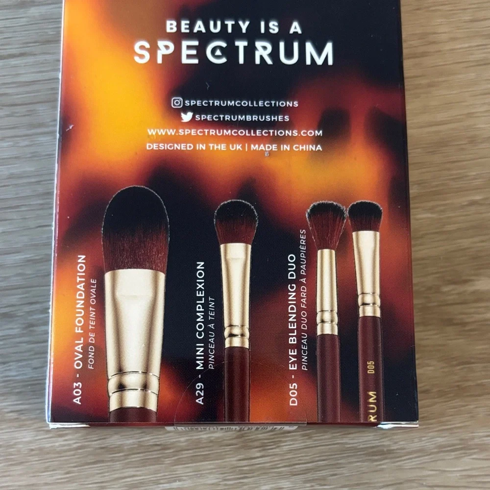 NEW Spectrum 3 Piece Make-Up Brush Set